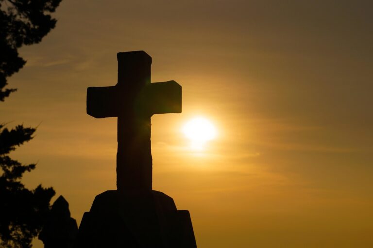 What Does the Bible Say About Thursday Blessings?