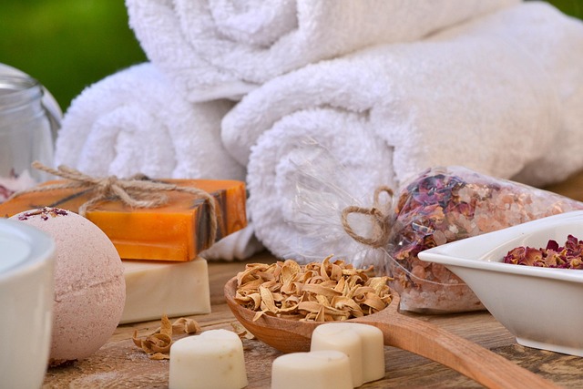 What Do Towels in Dreams Symbolize According to the Bible?