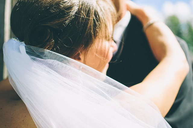 Can You Wear a Veil If You’re Not a Virgin?